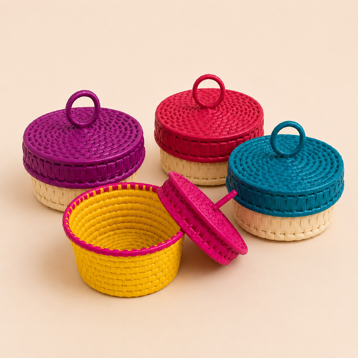 Palm Loop Keepsake Box