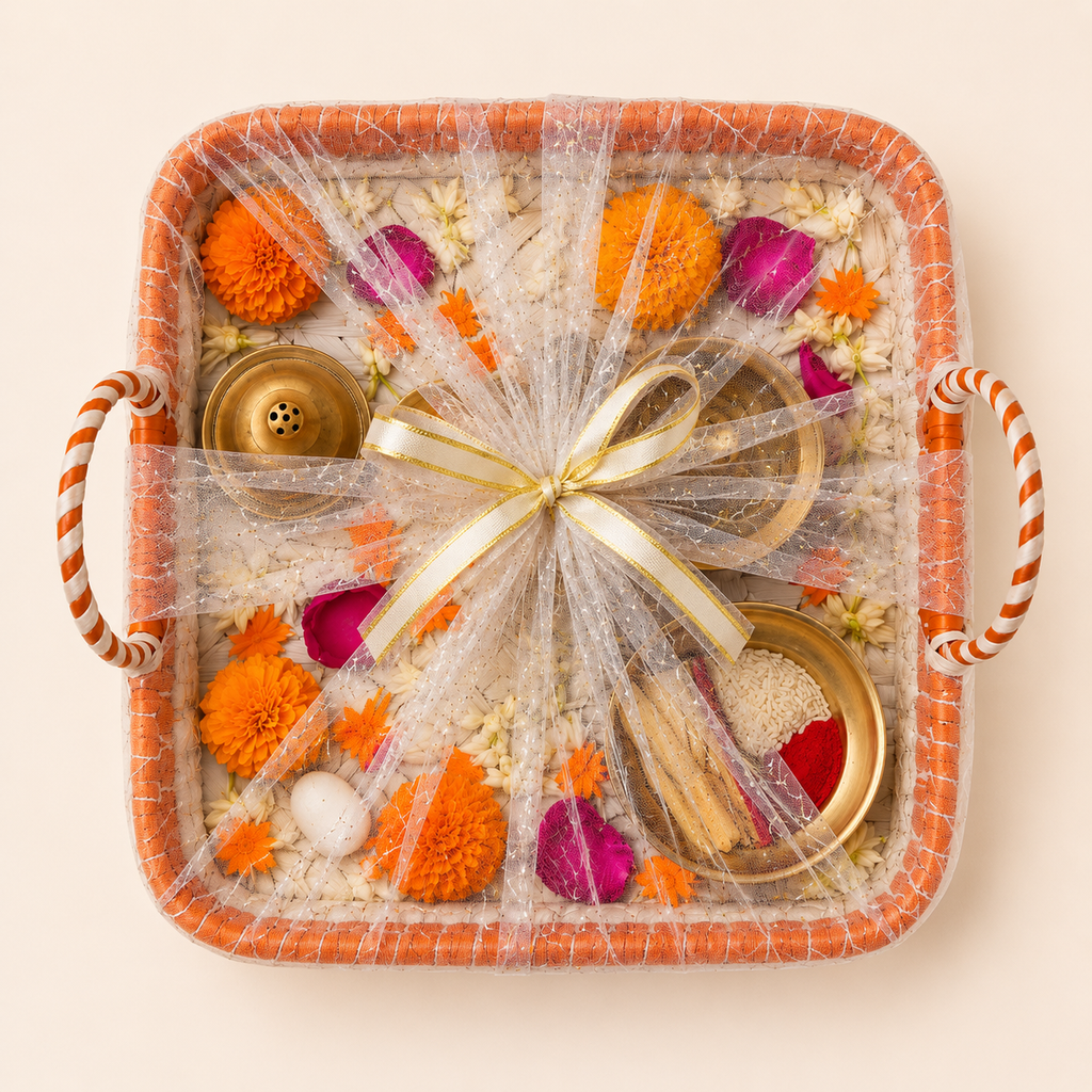 Palm hamper tray