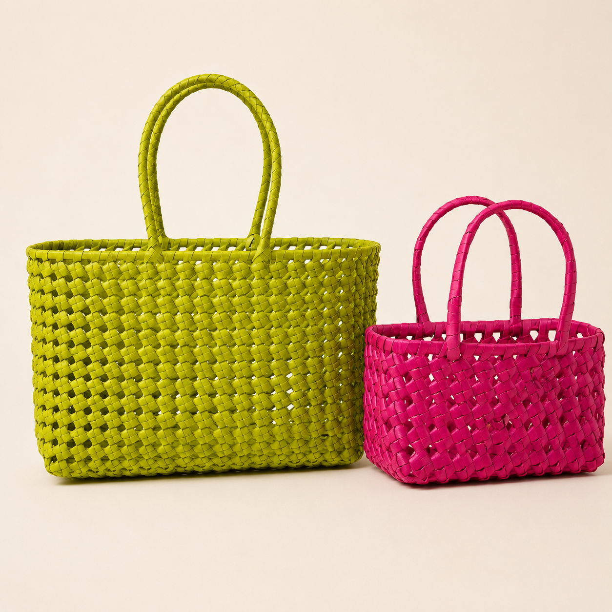 Palm Knot Carry Basket